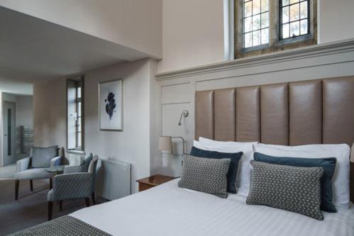 Fanhams Hall, Exclusive Collection Ware Exterior foto