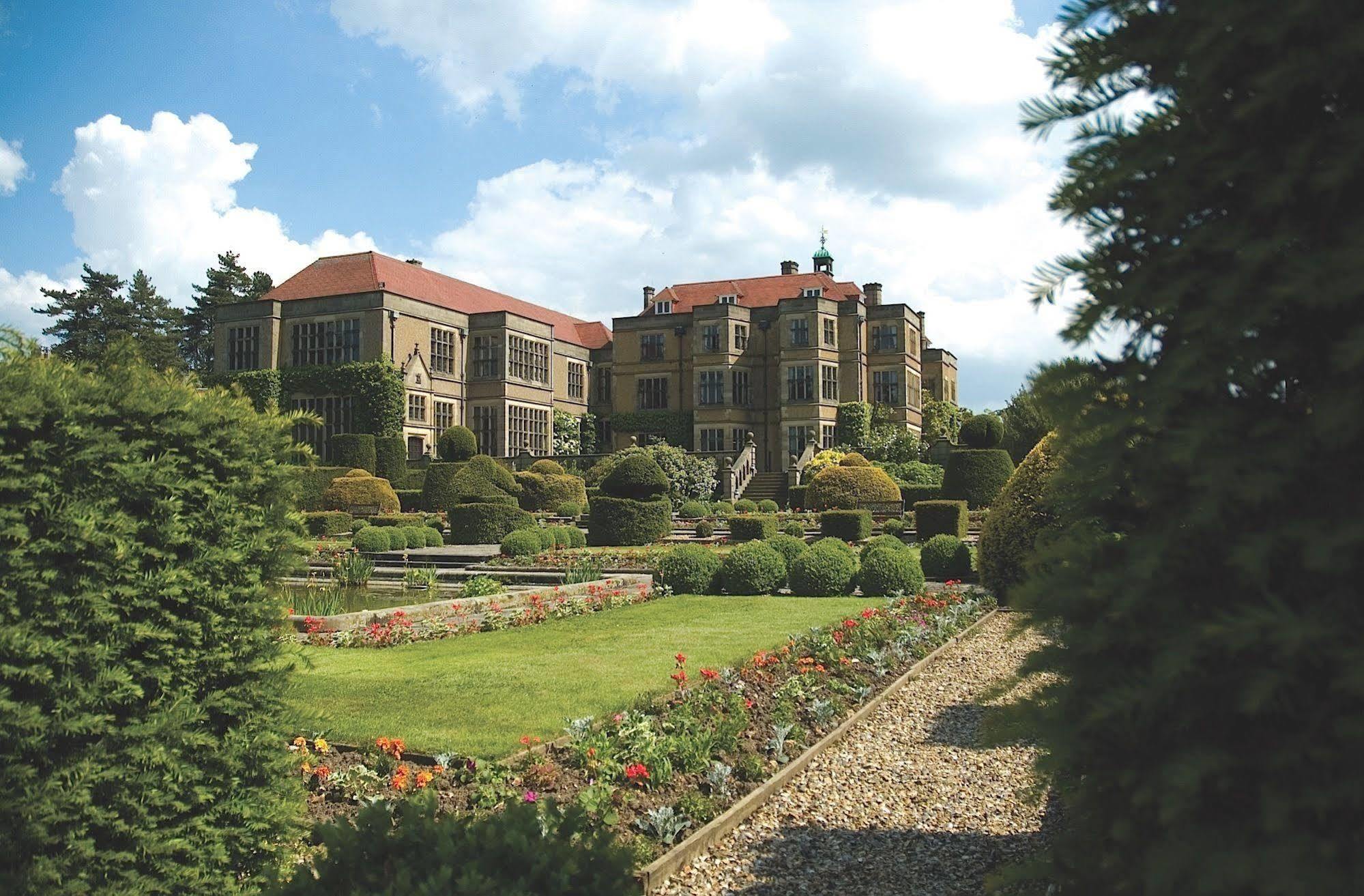 Fanhams Hall, Exclusive Collection Ware Exterior foto